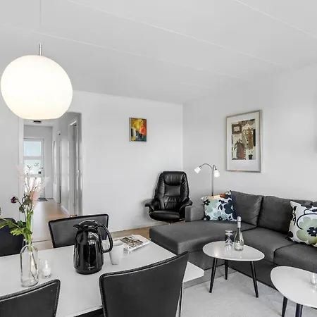 1 Bedroom Cozy In * Allinge-Sandvig